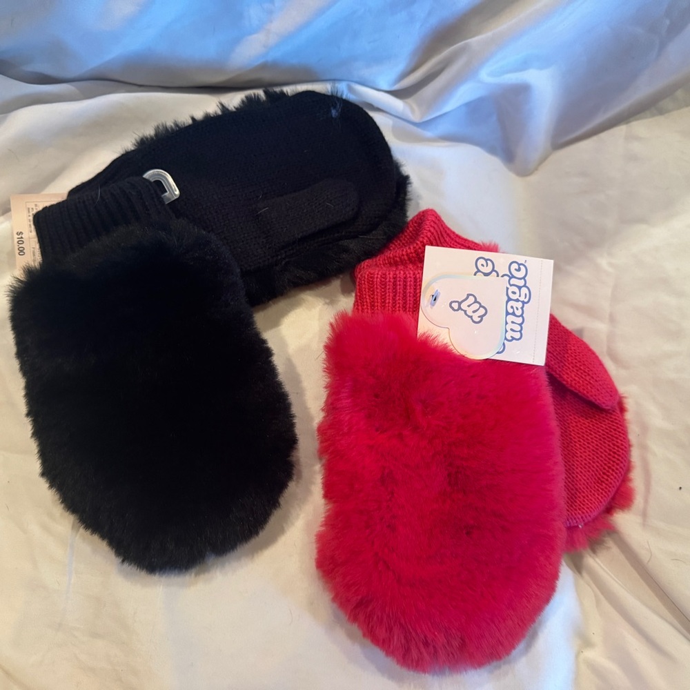 Magic Kids' Fuzzy Black and Red Mittens